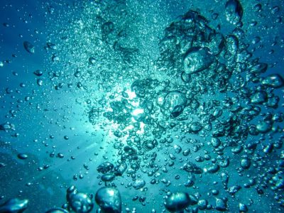 water bubbles blue
